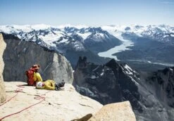 The New Outsiders -Osprey Salgsbutikk 4 Thomas Senf TheNewOutsiders gestalten2019 2000x a4893d98 a432 4a41 a21d 56b77ce8198a