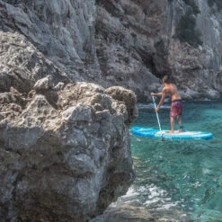 Aztron Mercury 2.0 Allround 10' SUP -Osprey Salgsbutikk AZTRON Mercury 2 0 Allround SUP mann vann stemning