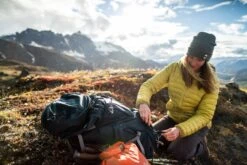 Osprey Aether Plus 100 Fjellsekk Herre -Osprey Salgsbutikk AetherPlus S21 NathanielWilder Expires 09 08 22 09383 web