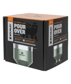 Stanley Classic Perfect Brew Pour Over 9 Stanley Classic Perfect Brew Pour Over -Osprey Salgsbutikk B2B Large PNG Classic Pour Over packaging hero 1800x1800 e9d5278b 2822 44c0 a1a6 9ebd39b48a59