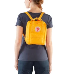 Kånken Mini Ryggsekk -Osprey Salgsbutikk Fjellreven Kanken Mini Ryggsekk modell gul bak