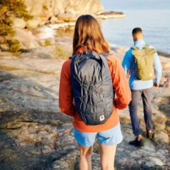 High Coast Roll Top 26 Ryggsekk -Osprey Salgsbutikk Fjellreven High Coast Roll Top 26 ryggsekk stranden