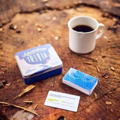 Gentlemen's Hardware Adventure Trivia (Spillkort) -Osprey Salgsbutikk Gentlemens Hardware Adventure Trivia Spillkort kaffepause
