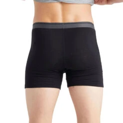 Icebreaker Anatomica Boxers (Herre) -Osprey Salgsbutikk Icebreaker Anatomica Boxers Herre Black modell bak