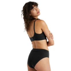 Icebreaker Queens High Cut Brief (Dame) -Osprey Salgsbutikk Icebreaker Queens High Cut Brief Dame Black modell bak