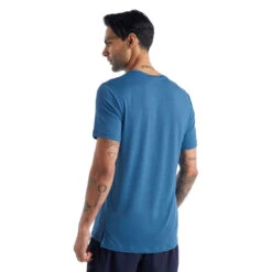 Icebreaker Sphere II SS T-skjorte (Herre) -Osprey Salgsbutikk Icebreaker Sphere II SS Tskjorte Herre Azul modell bak