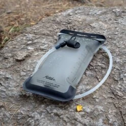 Matador Packable Hydration Reservoir 15 Matador Packable Hydration Reservoir -Osprey Salgsbutikk Matador HydrationReservoir Lifestyle 01 2400x 682c8cd0 14ce 46fe 9db5 b3e942ced161