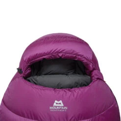 Mountain Equipment Glacier 1000 Sovepose (Dame) -Osprey Salgsbutikk Mountain Equipment Glacier 1000 Sovepose Dame Foxglove hette detalj