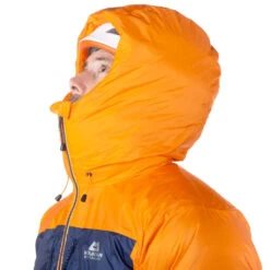 Mountain Equipment Kryos Dunjakke Herre -Osprey Salgsbutikk Mountain Equipment Kryos Dunjakke Herre Mango Medieval hette detalj