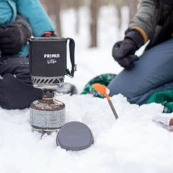 Primus Lite+ Komplett Stormkjøkken (500 Ml) -Osprey Salgsbutikk Primus Lite Plus Komplett Stormkjokken ute paa tur