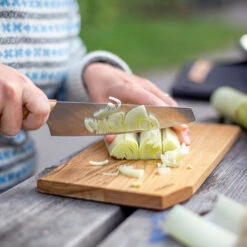 Primus CampFire Cutting Set -Osprey Salgsbutikk Primus Campfire Cutting Set kutter purrelok