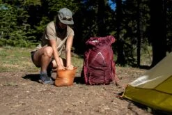 Osprey Ultralight DrySack 6 -Osprey Salgsbutikk S23 ULDrysack MarkMcInnis Exp 8 7 24 51 web 09063960 5f9d 457b a1da 68b2f1cce98b