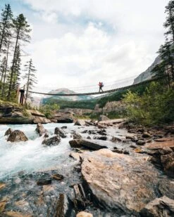 The Hidden Tracks -Osprey Salgsbutikk STETUC c2 20180404 042919 Tuchiwsky BergLakeMountRobson DSC03987 2000x jpeg