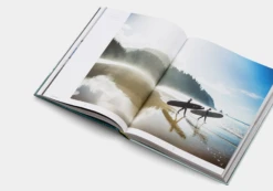 Surf Odyssey - The Culture Of Wave Riding -Osprey Salgsbutikk SurfOdyssey book gestalten surfing adventure inside03 2000x 52db241d e378 4bf6 9a08 f6d9bd8b810a
