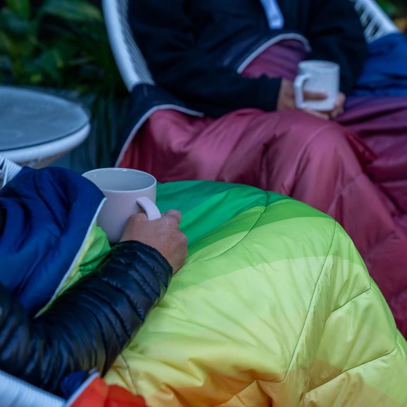 Rumpl The Original Puffy Blanket Turpledd (Rainbow Fade) 6 Rumpl The Original Puffy Blanket Turpledd (Rainbow Fade) - Bilde 4