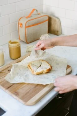 Beeswax Food Wrap Variety 3-pack 11 Beeswax Food Wrap Variety 3-pack -Osprey Salgsbutikk abeego beeswax wrap peanut butter jam 2786x 62e339da 7716 48f0 8971 20a2cb55858f