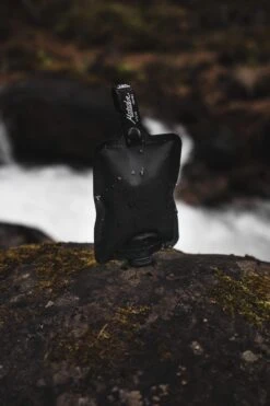 Matador FlatPack Toiletry Bottle (1-pk) -Osprey Salgsbutikk matador flatpak bottle visuallygeorge 006