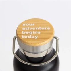 World Bottle Black -Osprey Salgsbutikk miss wood bottle lifestyle misswood 576837 1800x1800 928f096c 6d9e 4ac2 9919 4634bdf89a57