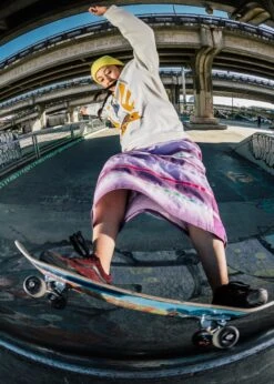 Urban Playgrounds -Osprey Salgsbutikk p.232 2 UrbanPlaygrounds gestalten2022 NoUsageWithoutCredits 2000x e5ca534f 87fb 4726 8506 208a63d3d3e3